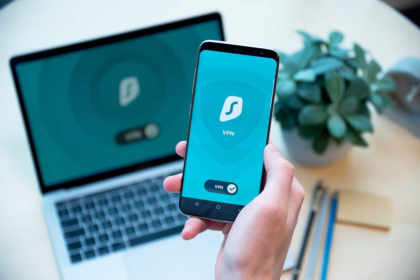 Protégez tous vos appareils : connexions illimitées avec les forfaits Surfshark et ce que cela signifie pour vous